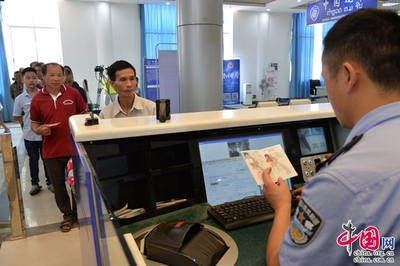 磨憨边检站开通“一带一路”专用通道，为国际合作注入新动能